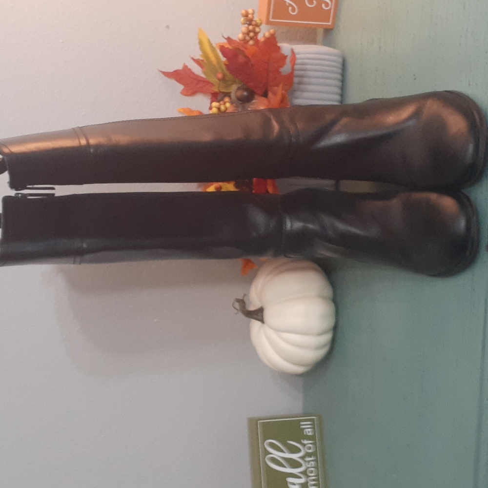 TORY BURCH BOOTS SZ 7 M